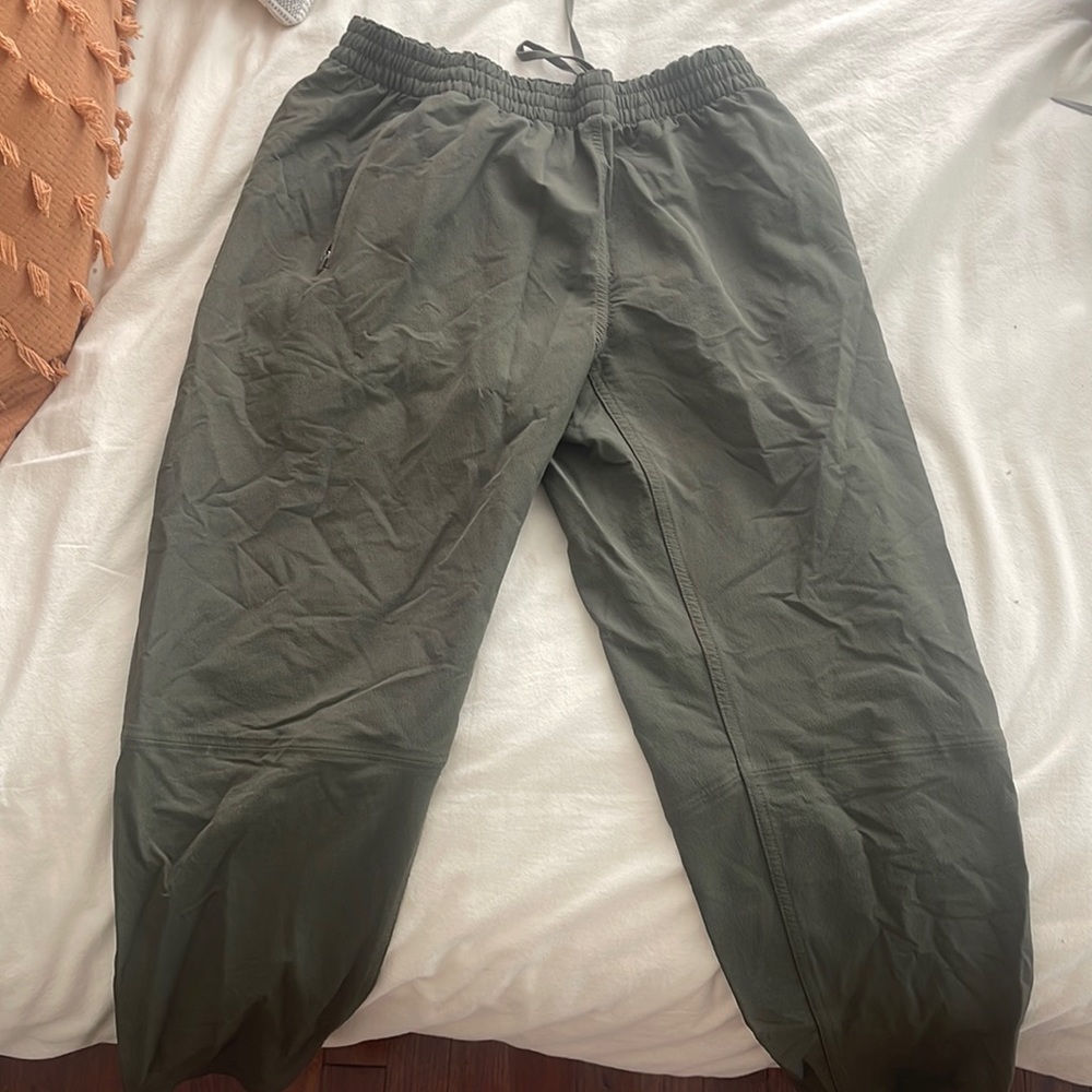Green OV Rec trek pants